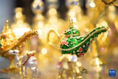 新华全媒+丨多国工艺品“扮靓”中俄博览会【8】