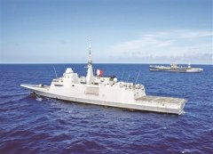 法国防务“组合拳”有深意