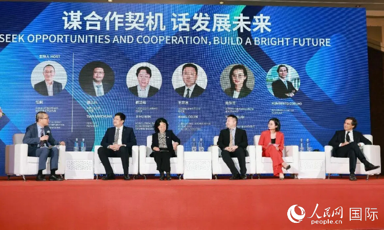 图为主题讨论会。人民网记者 管克江摄