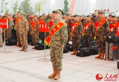 热血男儿从军志，慷慨报国正当时