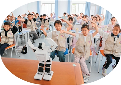  社工身边来了“新同事”