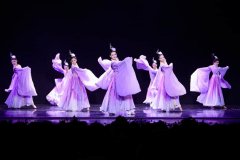 《大美无界·国舞风华》中国古典舞专场在布加勒斯特上演