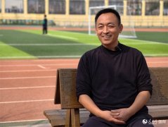  “爱摔跤”的体育老师成了驻村第一书记